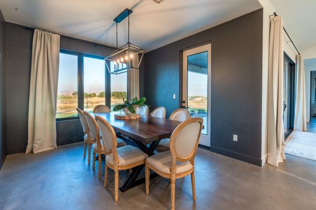 1648 Saddle Ring Court, Loma, CO 81524