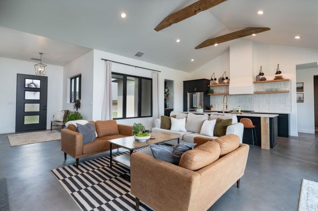 1648 Saddle Ring Court, Loma, CO 81524