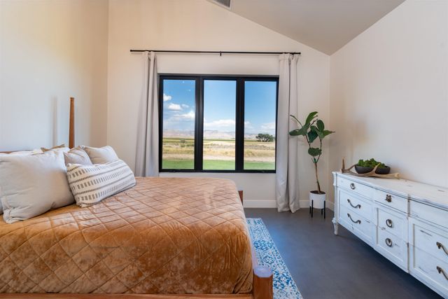 1648 Saddle Ring Court, Loma, CO 81524