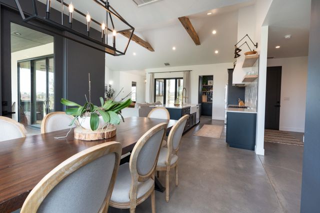 1648 Saddle Ring Court, Loma, CO 81524