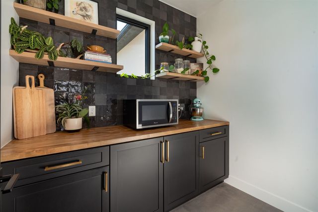 1648 Saddle Ring Court, Loma, CO 81524