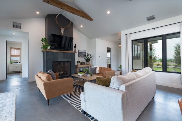 1648 Saddle Ring Court, Loma, CO 81524