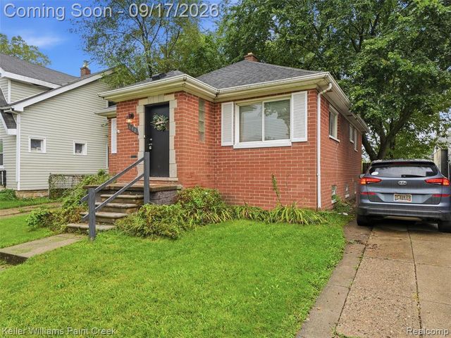 550 E Muir Avenue, Hazel Park, MI 48030