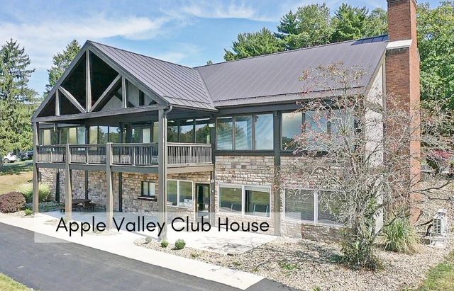 14594 Monroe Mills Road, Howard, OH 43028
