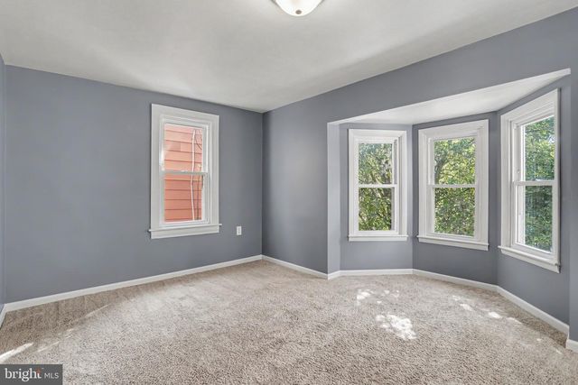 173 N WATER ST, Spring Grove, PA 17362