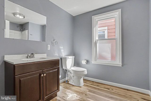 173 N WATER ST, Spring Grove, PA 17362