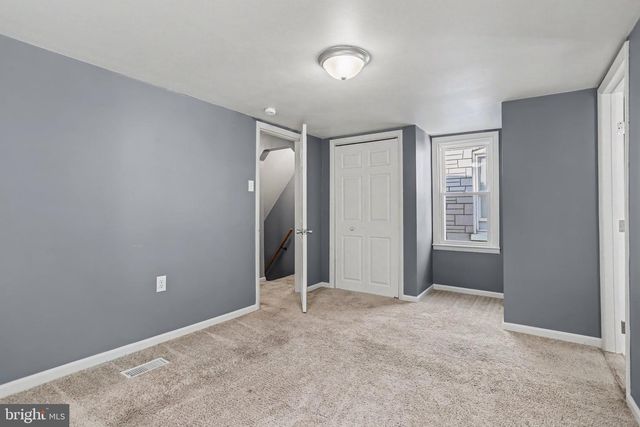 173 N WATER ST, Spring Grove, PA 17362