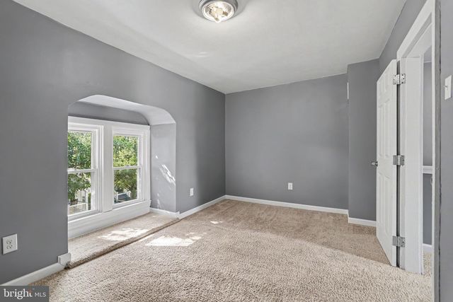 173 N WATER ST, Spring Grove, PA 17362
