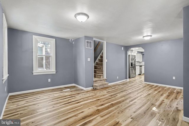 173 N WATER ST, Spring Grove, PA 17362