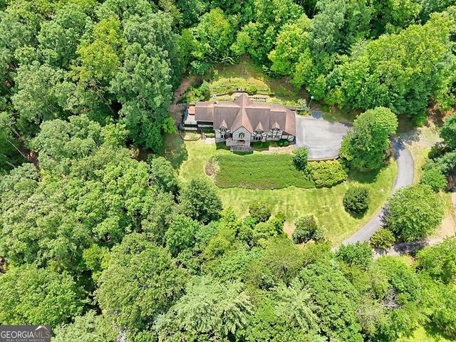 251 Quail Cove Lane, Brasstown, NC 28902