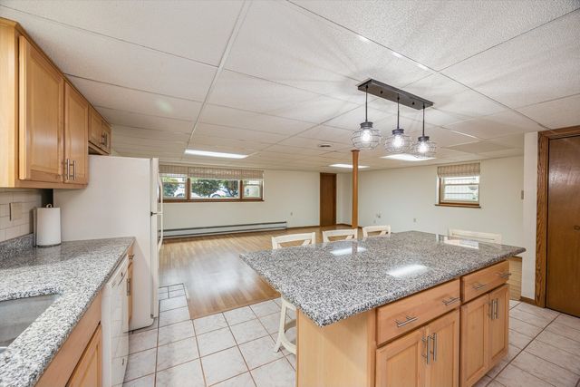 4230 Prairie Avenue, Brookfield, IL 60513