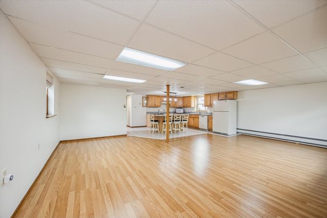 4230 Prairie Avenue, Brookfield, IL 60513