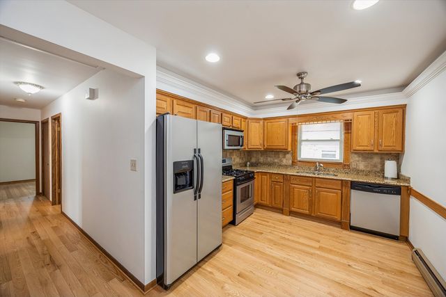 4230 Prairie Avenue, Brookfield, IL 60513