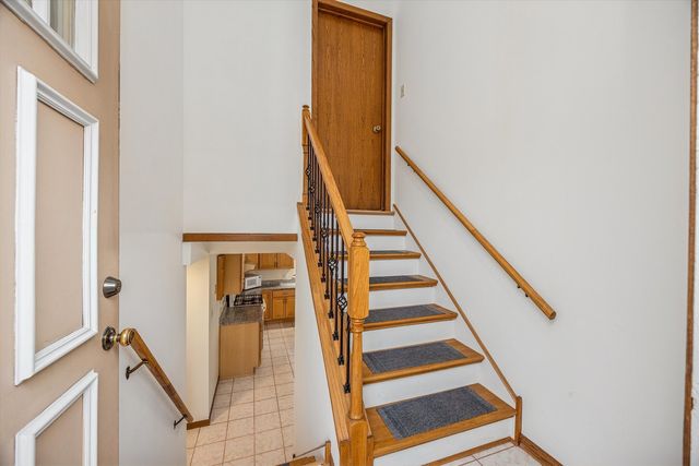 4230 Prairie Avenue, Brookfield, IL 60513