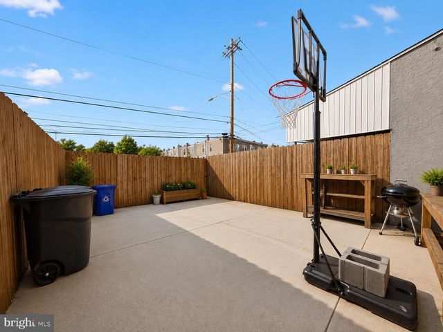 4490 LIVINGSTON ST, Philadelphia, PA 19137