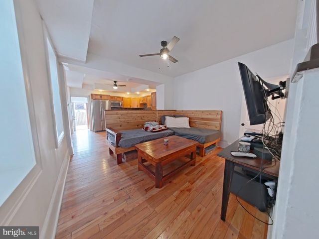 4490 LIVINGSTON ST, Philadelphia, PA 19137