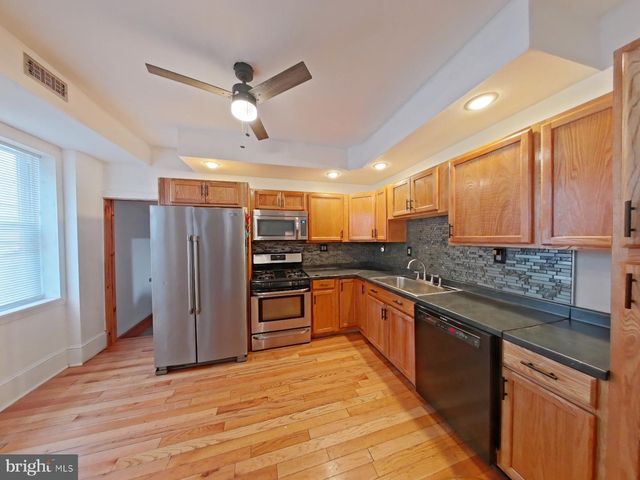 4490 LIVINGSTON ST, Philadelphia, PA 19137