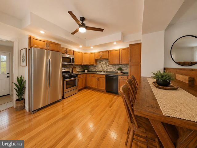 4490 LIVINGSTON ST, Philadelphia, PA 19137