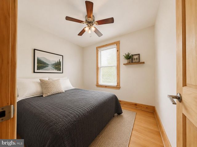 4490 LIVINGSTON ST, Philadelphia, PA 19137