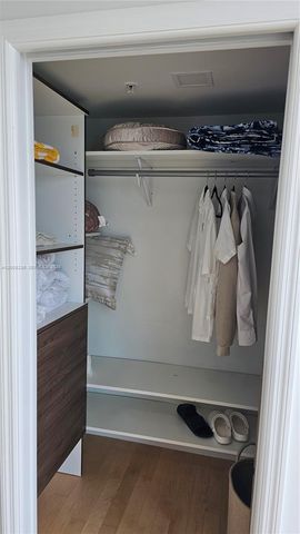 3370 Hidden Bay Dr 2415, Aventura, FL 33180