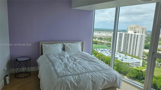 3370 Hidden Bay Dr 2415, Aventura, FL 33180