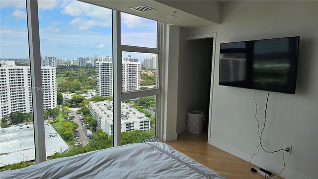 3370 Hidden Bay Dr 2415, Aventura, FL 33180