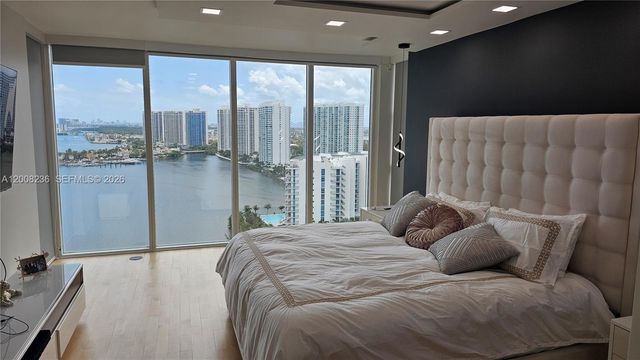 3370 Hidden Bay Dr 2415, Aventura, FL 33180