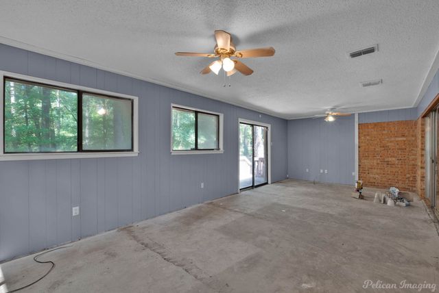 506 Whispering Pine Circle, Haughton, LA 71037