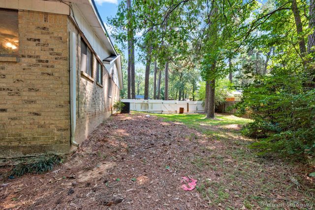 506 Whispering Pine Circle, Haughton, LA 71037