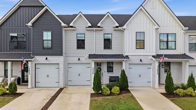 3028 Inman Dr, Thompsons Station, TN 37179