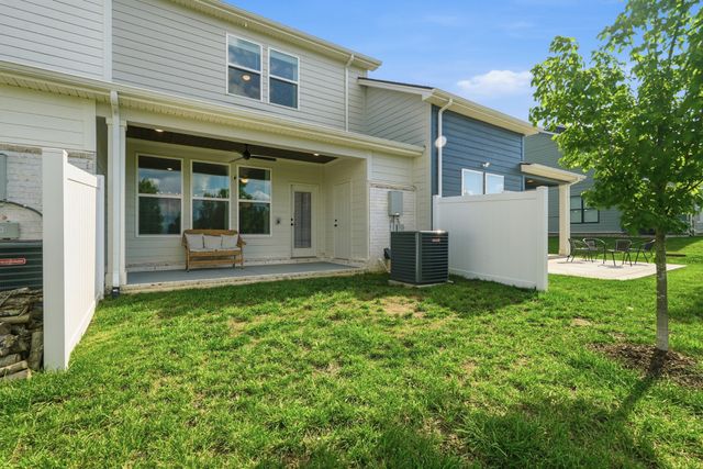 3028 Inman Dr, Thompsons Station, TN 37179