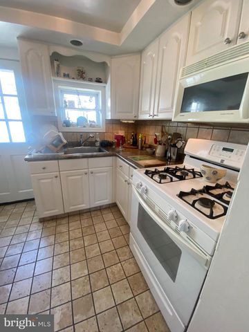 2719 E BIRCH ST, Philadelphia, PA 19134