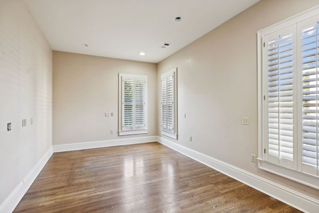 214 3rd Ave, S, Franklin, TN 37064