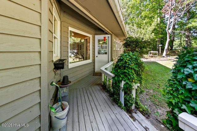 519 Country Club Drive W, Arapahoe, NC 28510