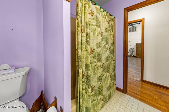 519 Country Club Drive W, Arapahoe, NC 28510