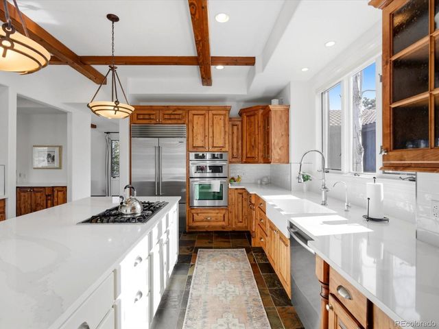 290 Skyhill Dr, Evergreen, CO 80439