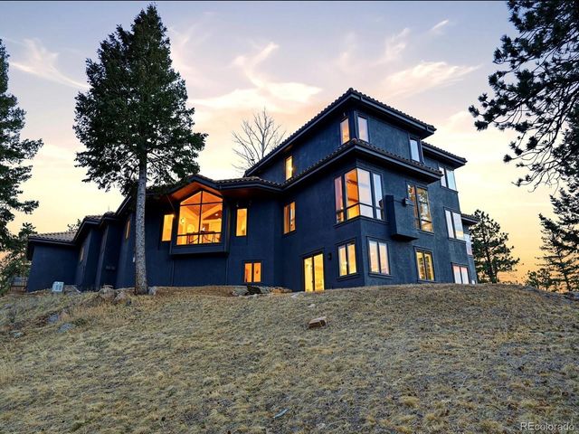 290 Skyhill Dr, Evergreen, CO 80439