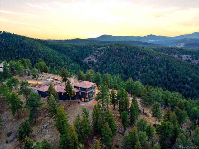 290 Skyhill Dr, Evergreen, CO 80439