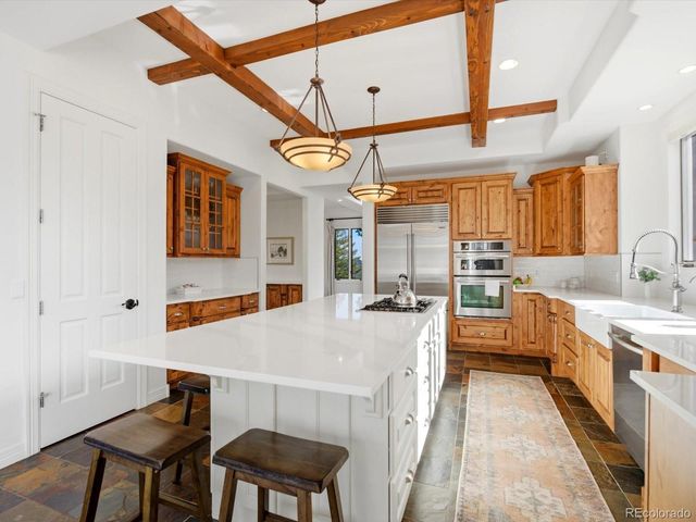 290 Skyhill Dr, Evergreen, CO 80439