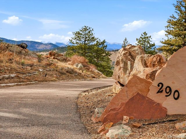 290 Skyhill Dr, Evergreen, CO 80439