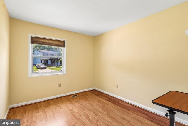 5631 ELLERBIE ST, Lanham, MD 20706