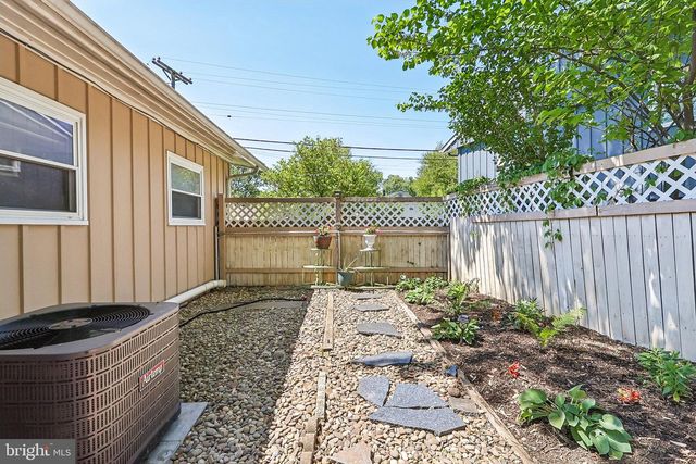 5631 ELLERBIE ST, Lanham, MD 20706