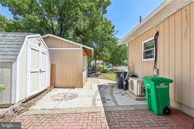 5631 ELLERBIE ST, Lanham, MD 20706