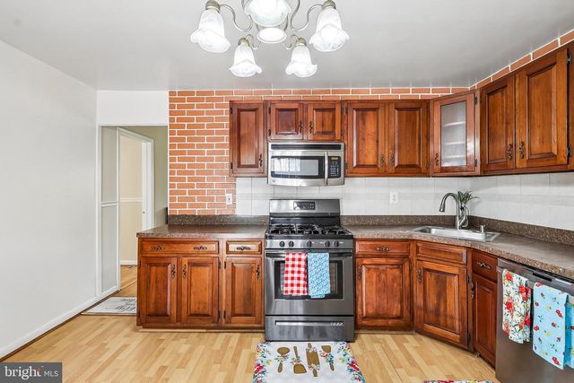 5631 ELLERBIE ST, Lanham, MD 20706