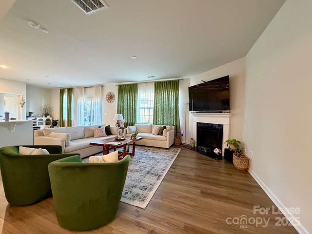 15107 Nichols Hall Drive, Charlotte, NC 28273