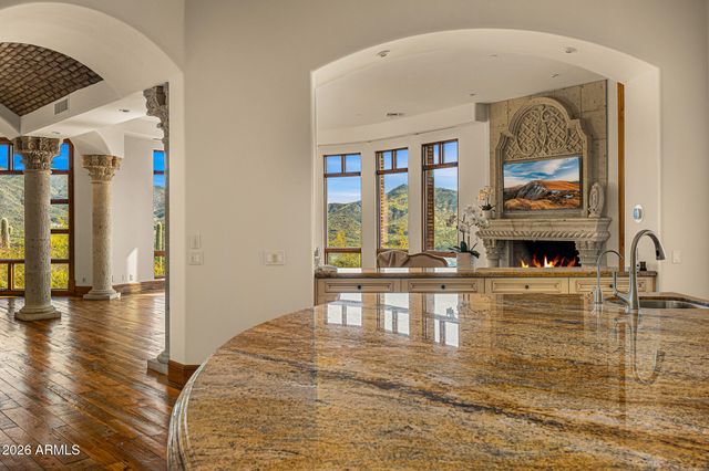 42820 N FLEMING SPRINGS Road, Cave Creek, AZ 85331