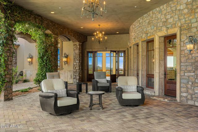 42820 N FLEMING SPRINGS Road, Cave Creek, AZ 85331