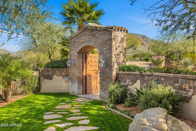 42820 N FLEMING SPRINGS Road, Cave Creek, AZ 85331