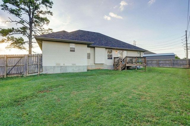 1908 S Oriole Court, Ozark, MO 65721