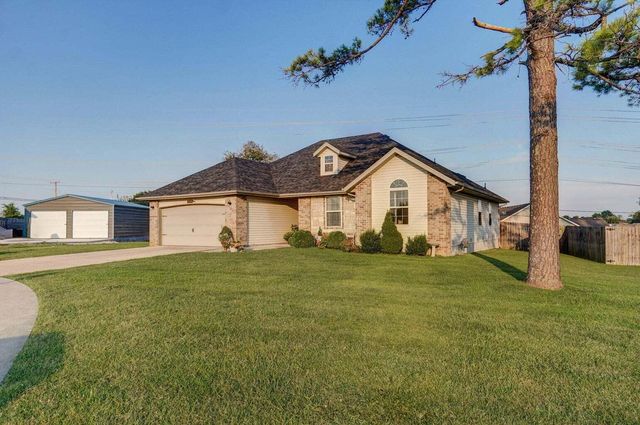 1908 S Oriole Court, Ozark, MO 65721